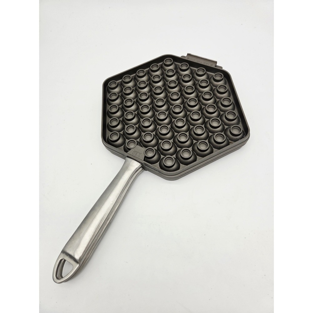 Nordic Ware Egg Waffle Pan Nonstick Cast Aluminum Made Bubble USA Hexagon